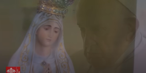 O Papa em Silêncio diante de Maria